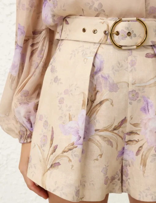 Eden Tuck Short