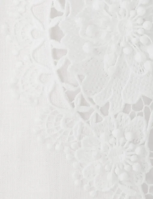 Halliday Lace Flower Pant