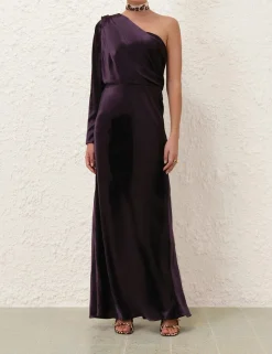 Illustration Asymmetric Gown