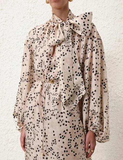 Illustration Billow Dress