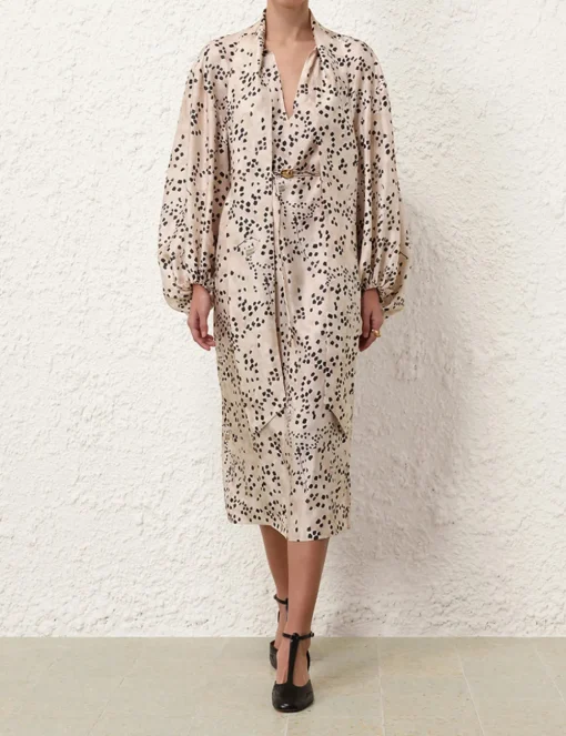 Illustration Billow Dress