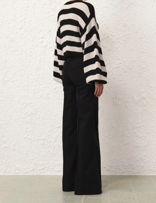 Illustration Billow Sweater