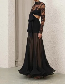 Illustration Flounce Gown