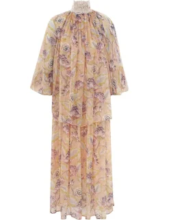 Illustration Lace Edge Dress