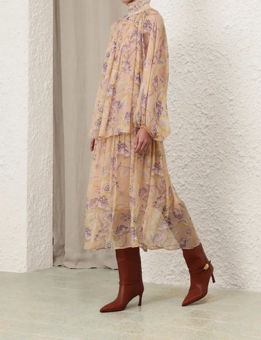 Illustration Lace Edge Dress