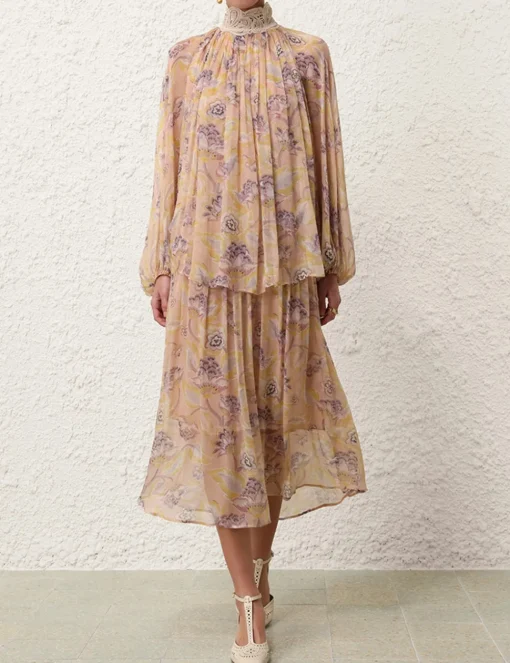 Illustration Lace Edge Dress