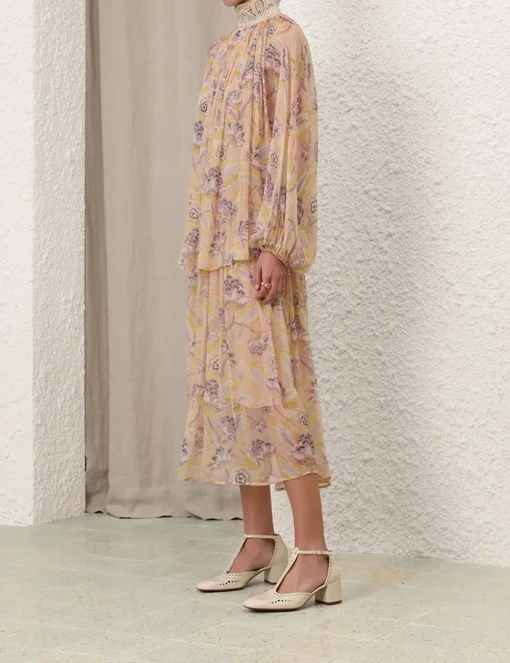 Illustration Lace Edge Dress