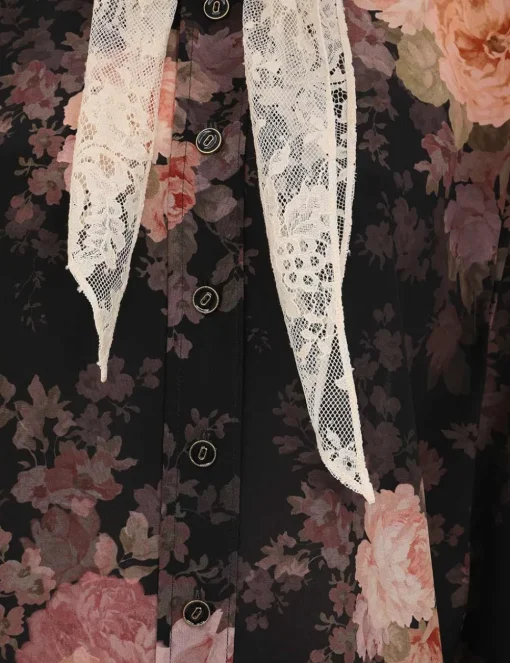 Illustration Lace Scarf Shirt