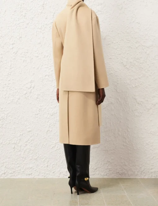 Illustration Neckscarf Coat
