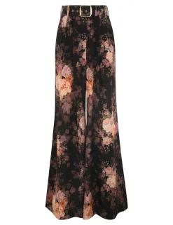 Illustration Tuck Pant