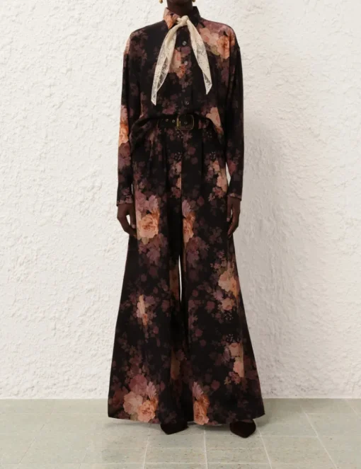 Illustration Tuck Pant