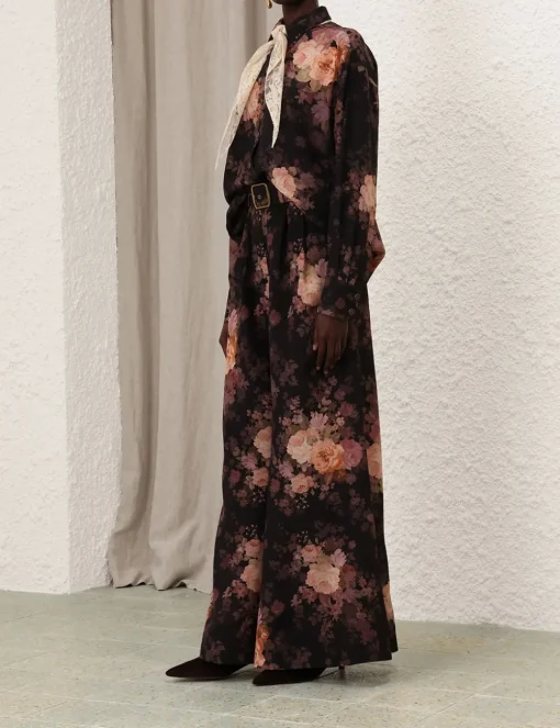 Illustration Tuck Pant