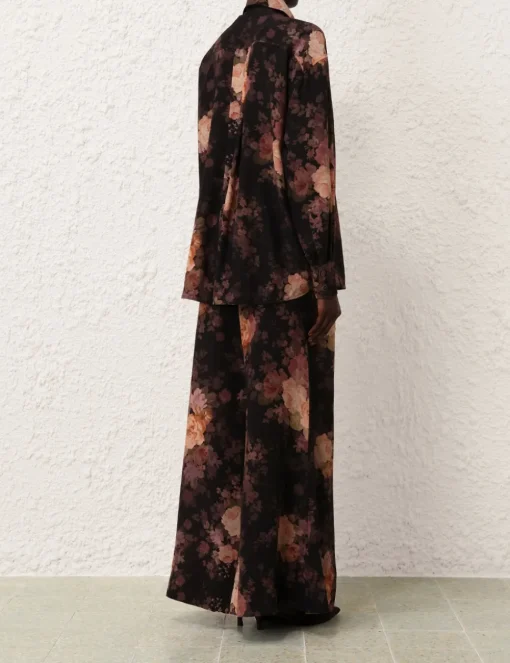 Illustration Tuck Pant
